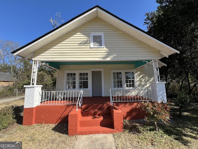 bungalow-style house with covered porch