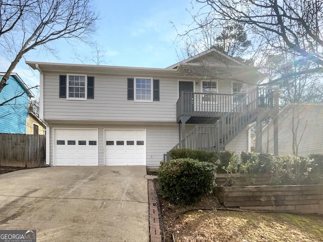 view of front facade featuring a garage