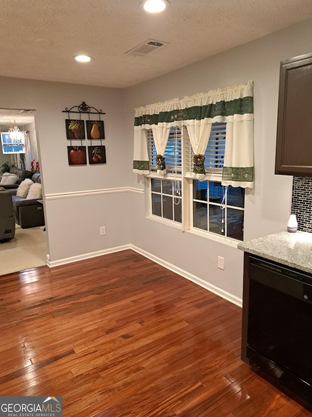 dining area with hardwood / wood-style flooring, baseboards, visible vents, and recessed lighting