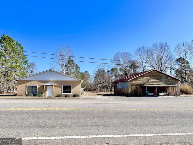 Listing photo 3 for 163 3rd, Mcrae-Helena GA 31055