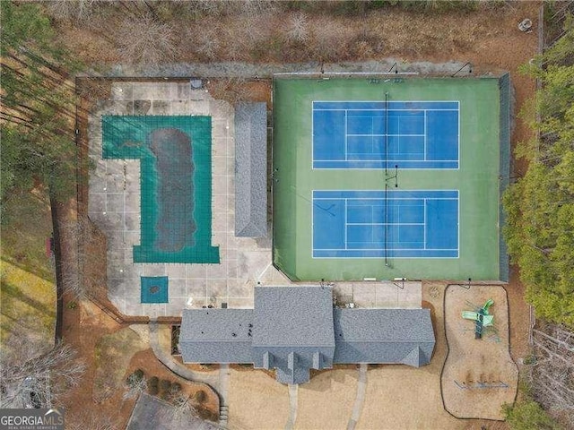 birds eye view of property