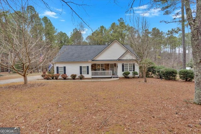 view of front of property featuring a porch