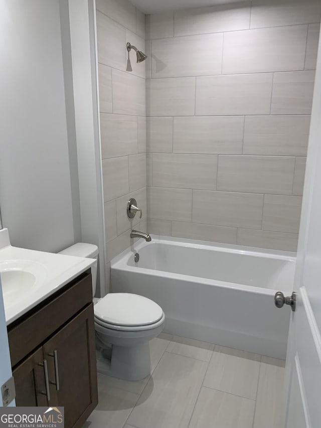 7406 Grand Reunion Dr, Hoschton, GA 30548 - bathroom featuring toilet, vanity, and washtub / shower combination