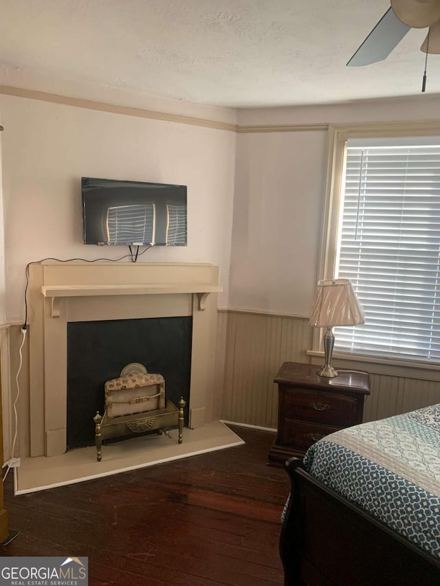 1102 Phillips St, Augusta, GA 30901 - bedroom featuring ceiling fan, dark hardwood / wood-style flooring, and a wall mounted AC