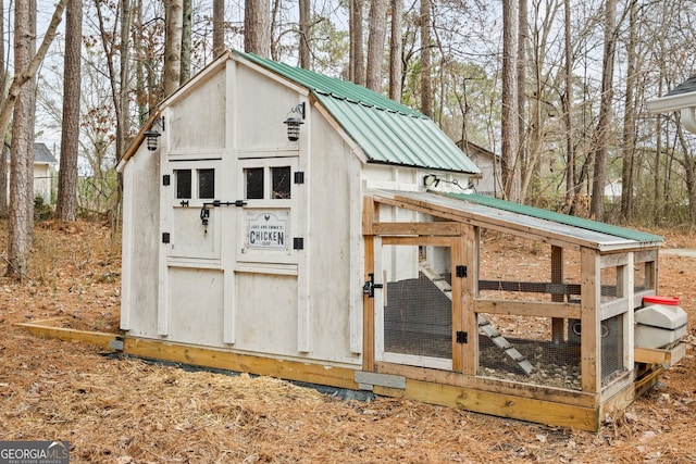 view of outdoor structure