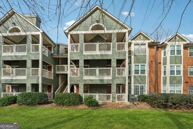 exterior space with a porch