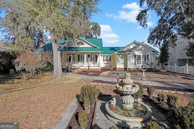 view of front of house with covered porch