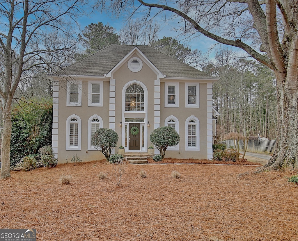 view of colonial inspired home