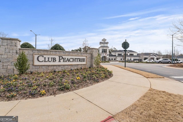 view of community / neighborhood sign