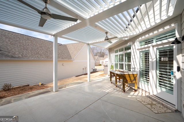 view of patio with a pergola and ceiling fan