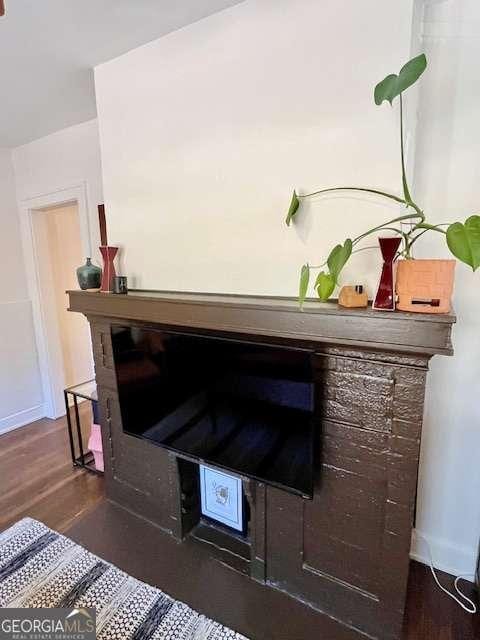 interior details with wood-type flooring