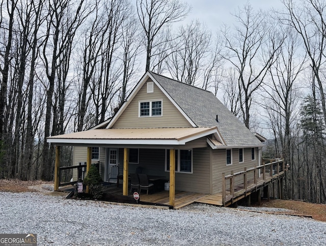 view of front of home with covered porch