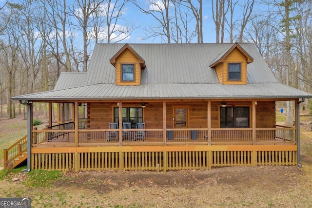 view of front of home featuring a porch and ceiling fan