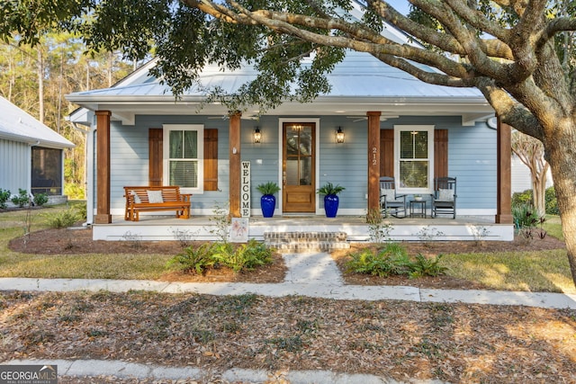 view of front of property with covered porch