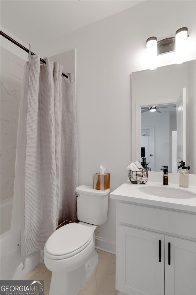 full bathroom featuring toilet, ceiling fan, vanity, and shower / bathtub combination with curtain