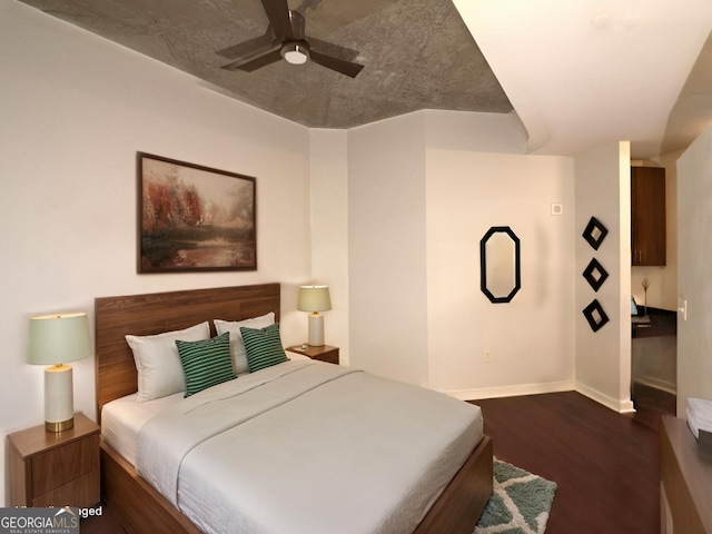 400 W Peachtree St NW Unit 3216, Atlanta, GA 30308 - unfurnished bedroom featuring visible vents, baseboards, a ceiling fan, wood finished floors, and ensuite bathroom