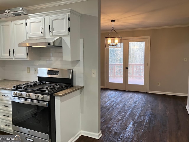 kitchen featuring hanging light fixtures, ornamental molding, stainless steel range with gas stovetop, and white cabinets