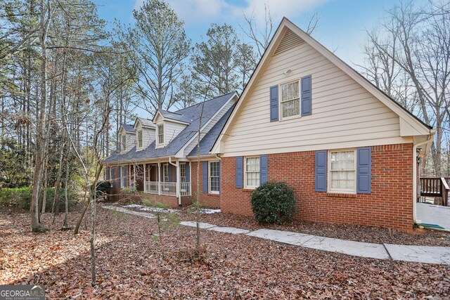 view of front of house featuring a porch