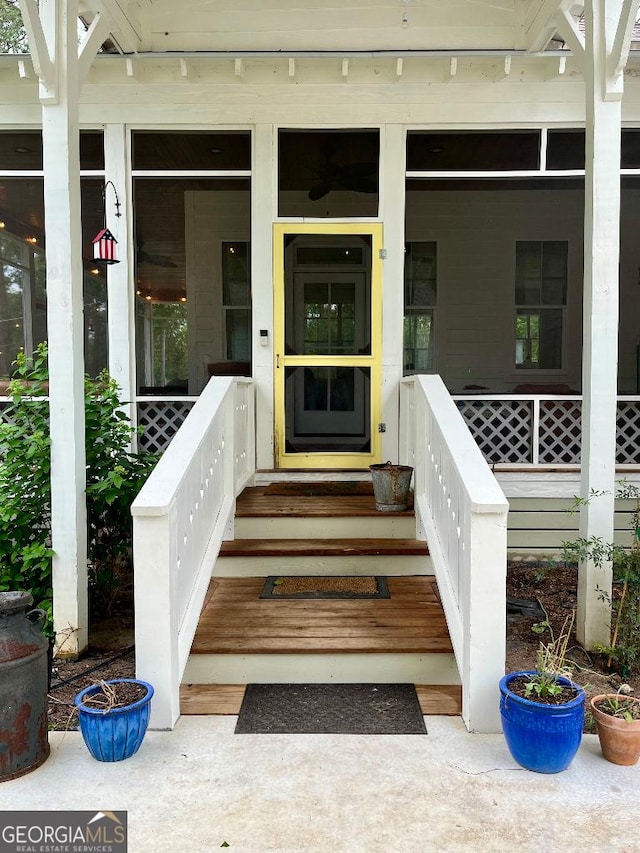 182 Rogers St, Hazlehurst, GA 31539 - entrance to property with a porch