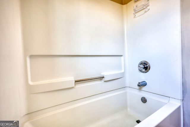 bathroom featuring shower / bathing tub combination