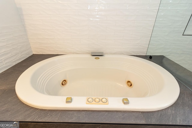 room details with a whirlpool tub