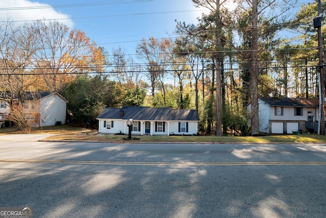 view of front of home featuring a garage