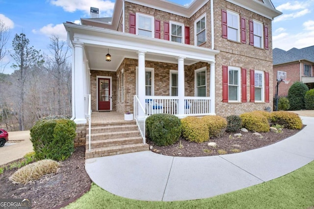 view of front of home with covered porch