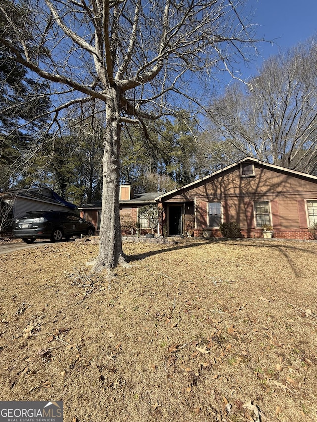 view of front of property