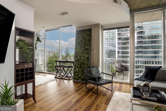 Listing photo 2 for 855 Peachtree St Unit 1412, Atlanta GA 30308