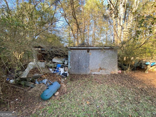 view of outdoor structure