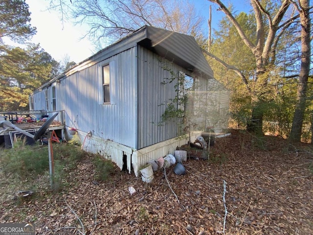 view of home's exterior