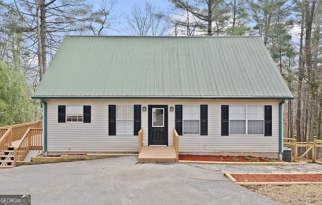 168 Ridgecrest Cir, Ellijay, GA 30540 - view of front facade featuring metal roof and central AC