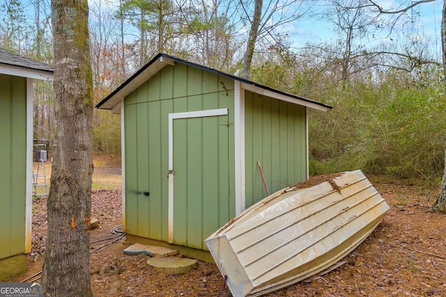 view of outdoor structure