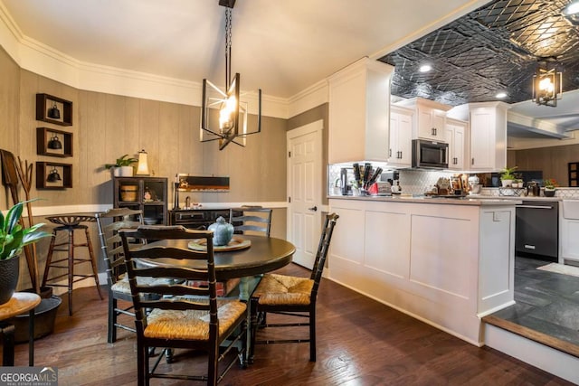 185 Huckleberry Cove Rd, Jasper, GA 30143 - dining area with dark wood-style flooring, a chandelier, ornamental molding, and an ornate ceiling