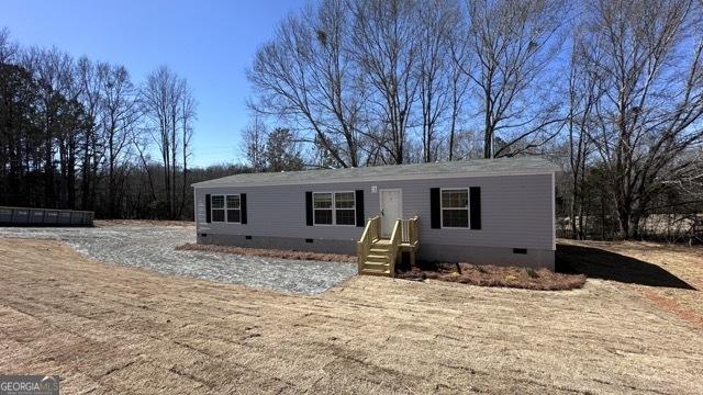 manufactured / mobile home with crawl space