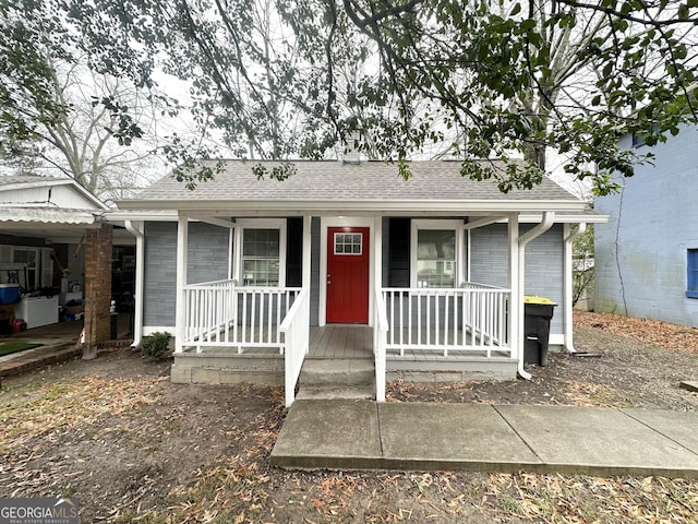 view of front of house featuring a porch