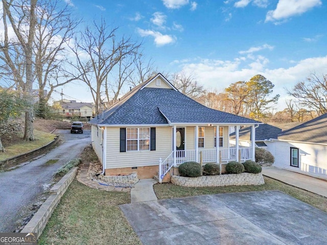 view of front of property with a porch