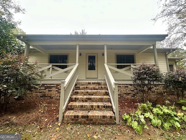 view of front of home featuring a porch