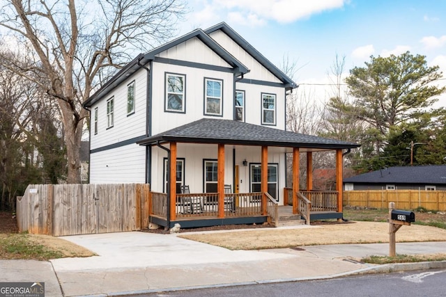 view of front of home featuring covered porch