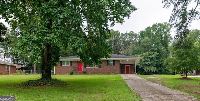 ranch-style house featuring driveway, a front lawn, crawl space, and brick siding