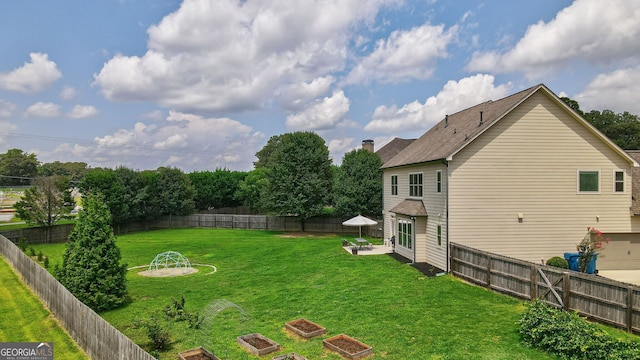 view of yard with a patio