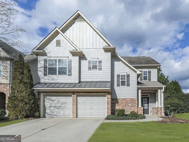 view of front facade featuring a garage and a front lawn