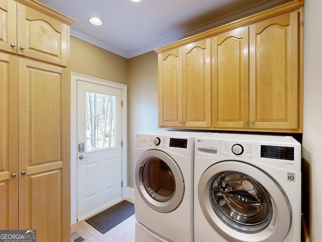 laundry room with recessed lighting, visible vents, cabinet space, washing machine and clothes dryer, and crown molding