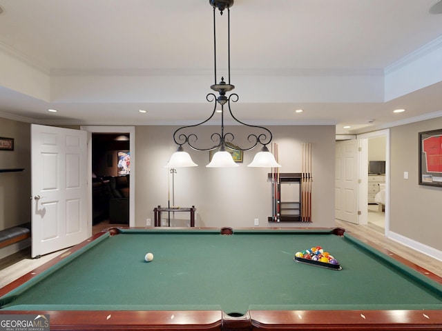 playroom featuring billiards, a raised ceiling, crown molding, and recessed lighting