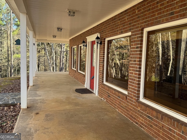 view of patio / terrace with covered porch