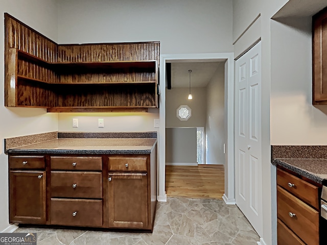 kitchen featuring stove