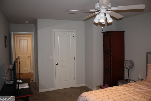 bedroom featuring carpet floors and ceiling fan