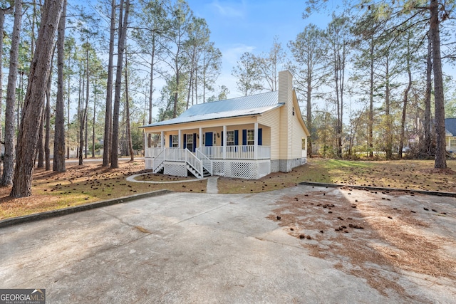 view of front of home with a porch