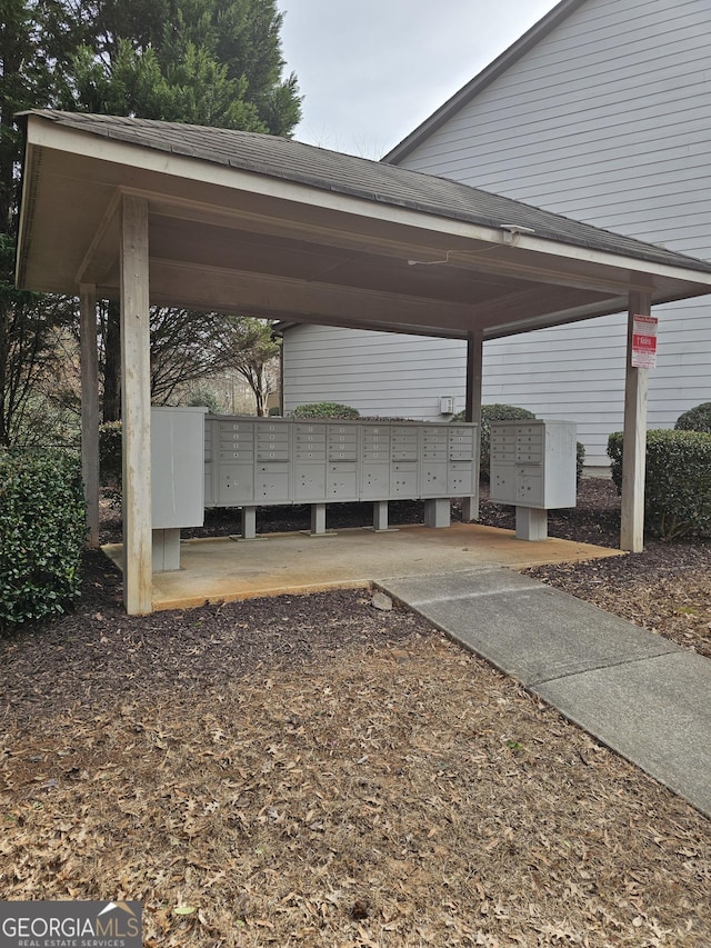 2764 Keystone Ave, Lithonia, GA 30058 - surrounding community with mail area
