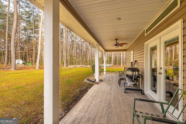 view of patio with a ceiling fan